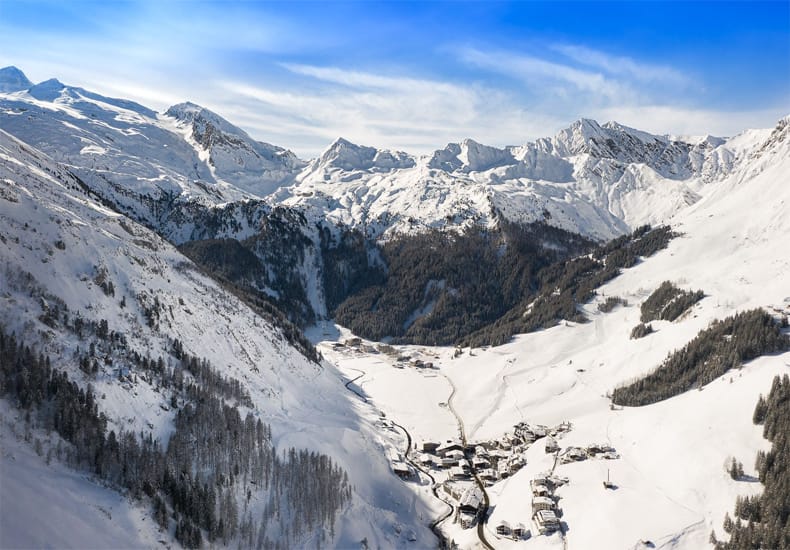 Geniet van geweldige winterse dagen in de bergen van Tux. © Sebastian Weingart / Alpinhotel Berghaus