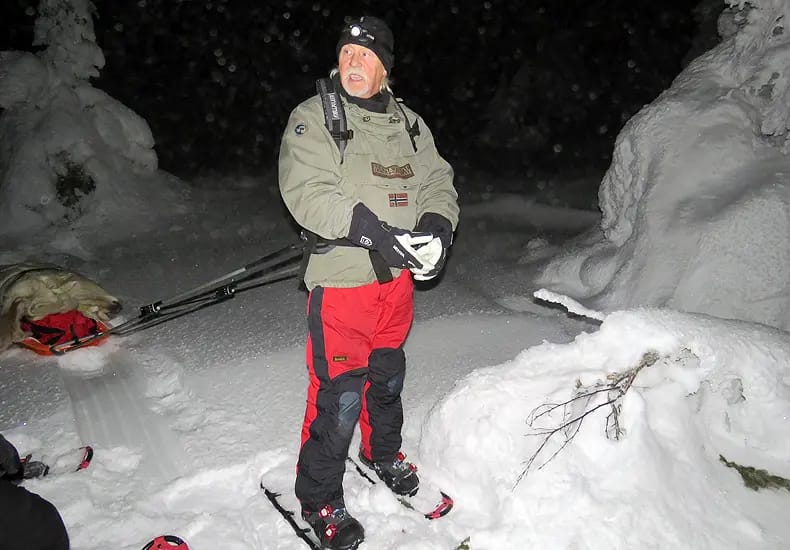Sneeuwschoenwandelen in Trysil met Karl-Jørgen Seljestad van Wolverine Adventures voelt als een heuse expeditie. © Nico van Dijk / Skigebiedengids.nl