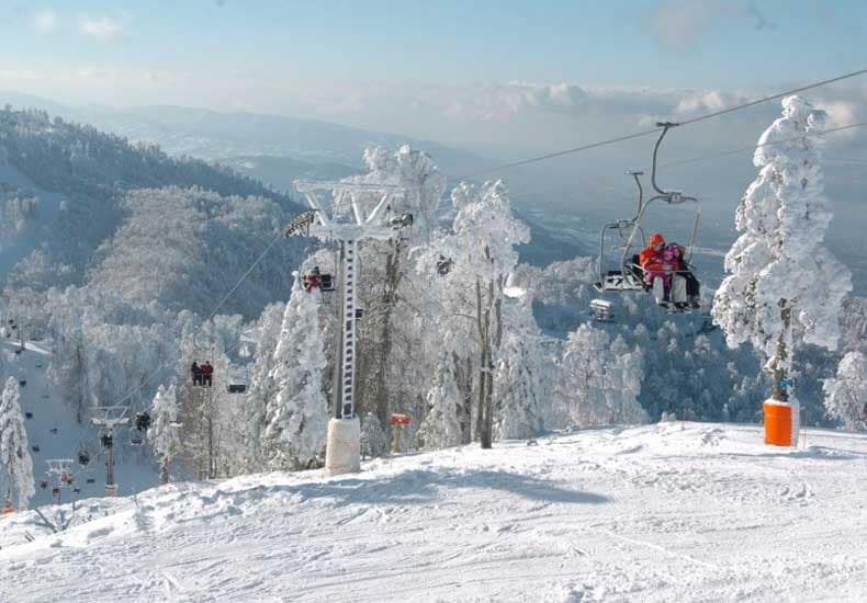 Skiën in Turkije in skigebied Uludag © TGA / Turks Verkeersbureau